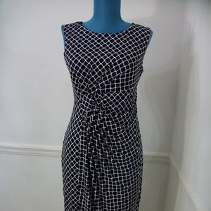 En Focus Studio Black & White Print Dress Size - 4
